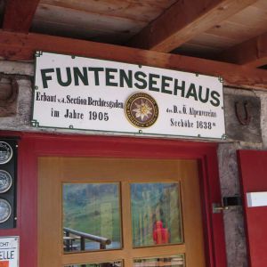 IMG_3629Kaerlingerhaus.jpg